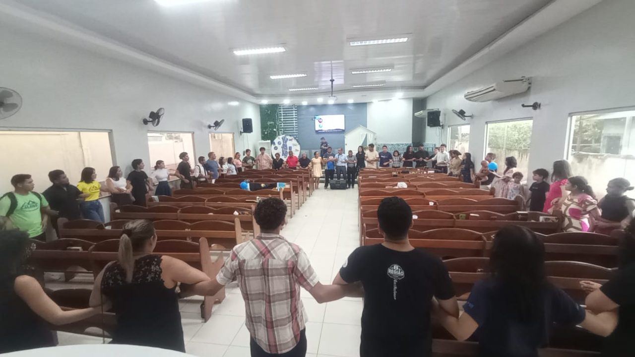 Oração final - Foto: Carlos Queiroz